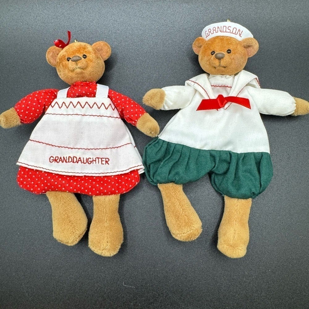 2002 Hallmark Keepsake Christmas Ornament - GRANDDAUGHTER / Grandson Set Of 2